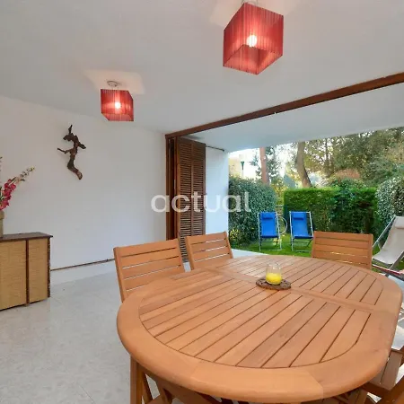 Politur F-1 Apartment