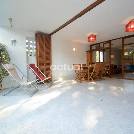 Politur F-1 Apartment *
